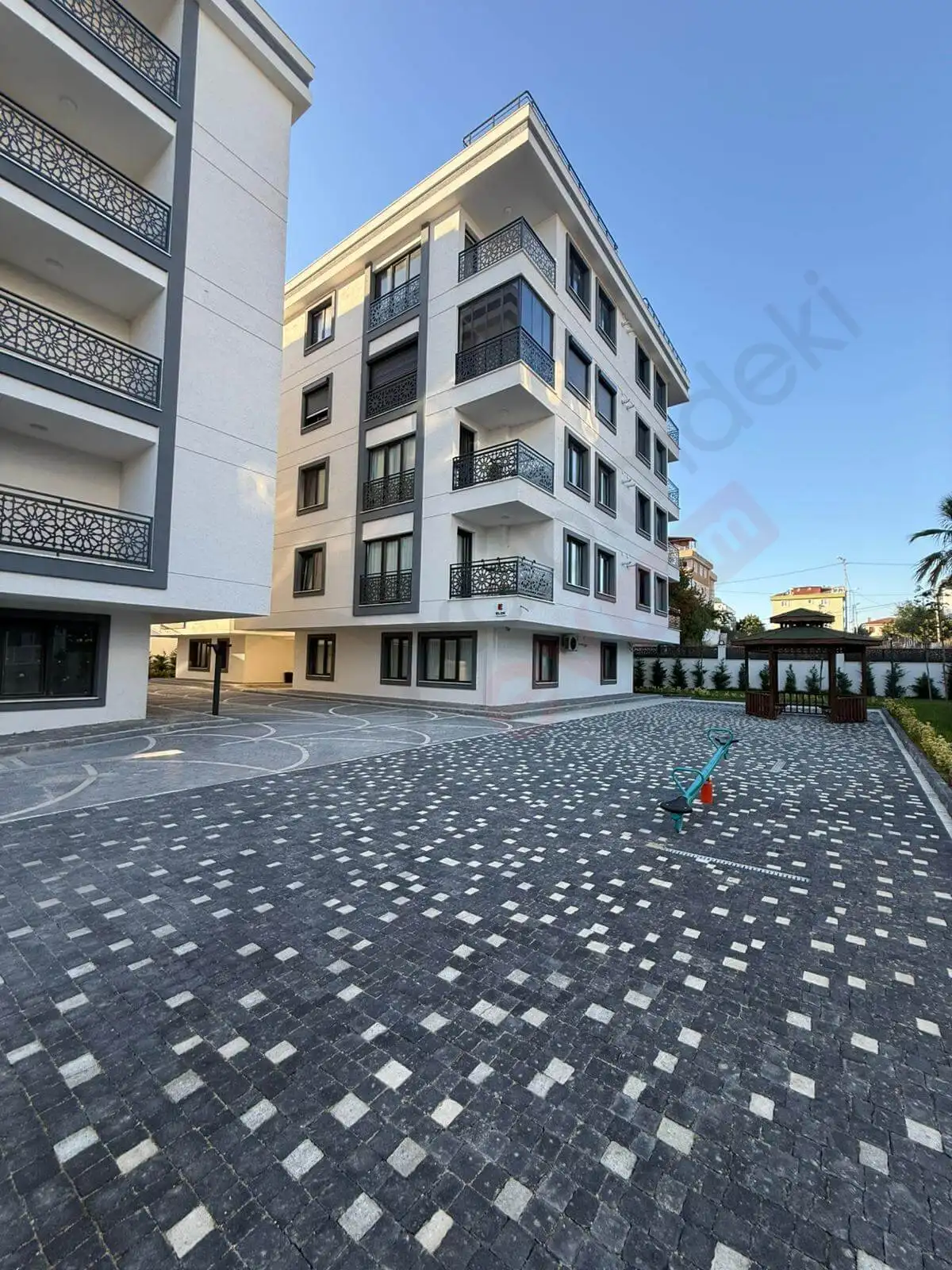 Atakent 2 Büyükçekmece Dublex Daire C-10